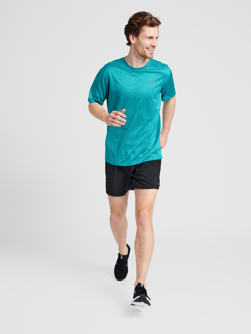 MEN STATEMENT T-SHIRT S/S, 7454, model