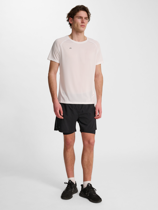 nwlBEAT T-SHIRT, WHITE, model