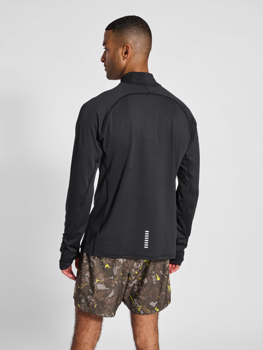 nwlLAKEWOOD 1/2 ZIP L/S MEN, BLACK, model