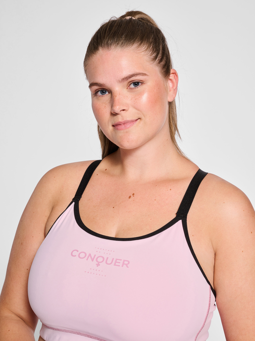 nwlSB BRA TOP WO, PINK LADY, model