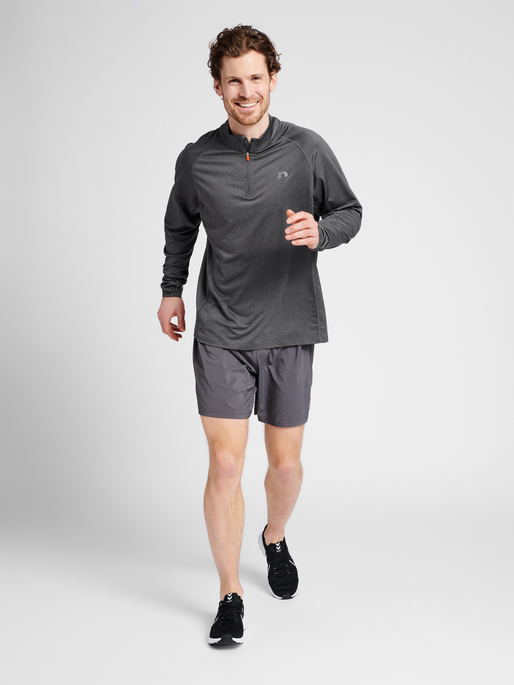 MEN 1/2 ZIP L/S, 2130, model