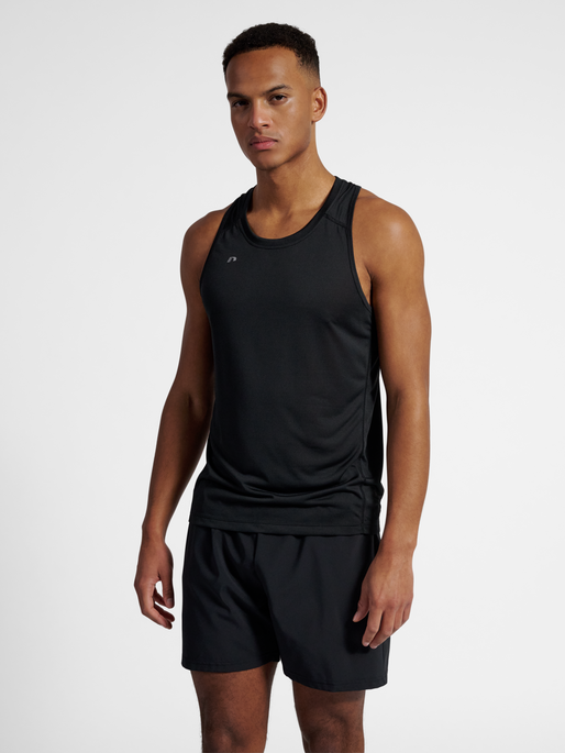nwlBEAT SINGLET, BLACK, model