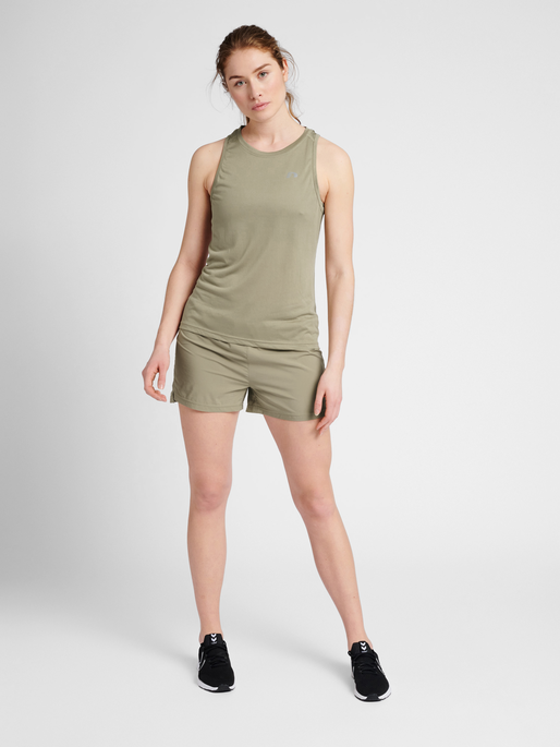 WOMEN RUNNING SINGLET, WINTER TWIG, model