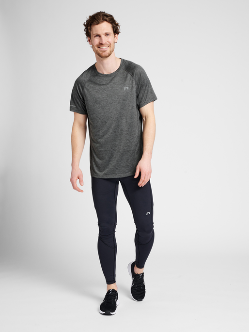 MEN RUNNING T-SHIRT S/S, 2130, model